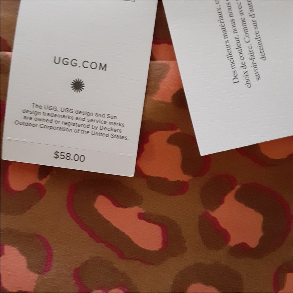 UGG Women's Tan Leopard Print Bike Shorts ( S ) - Picture 4 of 4
